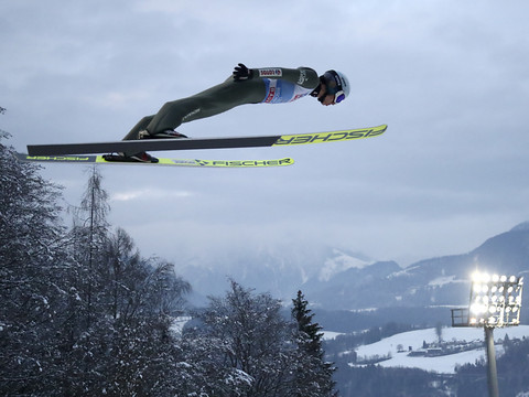 Stoch remporte sa 3e Tournée des Quatre tremplins