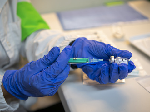 Une personne sur 100'000 a fait un choc allergique au vaccin Pfizer