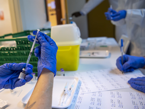 Près de 50 cas de coronavirus mutants déjà découverts en Suisse