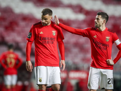 Haris Seferovic montre la voie