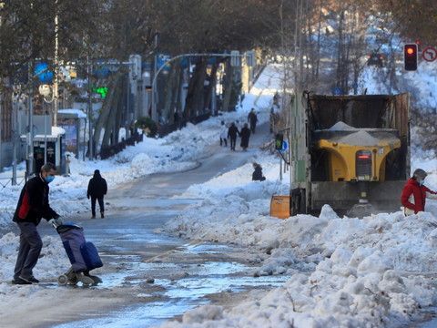 Madrid toujours groggy après une tempête de neige historique