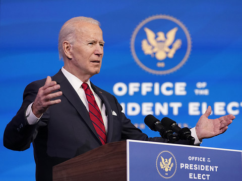 Joe Biden dévoile son plan de vaccination des Américains