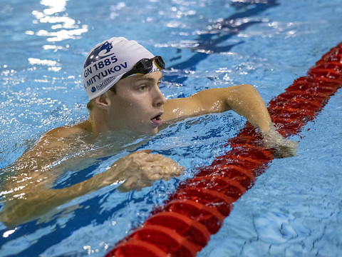 RS et limite olympique pour Mityukov sur 200 m dos