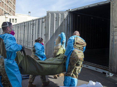 USA: bilan du Covid plus lourd que celui de la 2e Guerre Mondiale