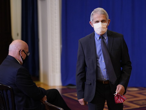 Les Etats-Unis remercient l'OMS et vont rejoindre Covax