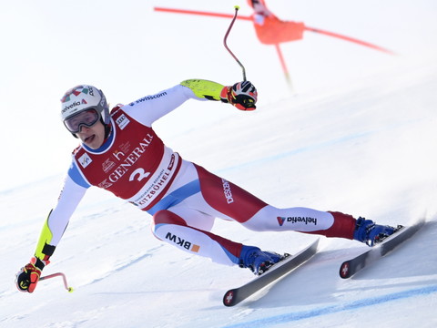 Marco Odermatt brillant 2e du Super-G de Kitzbühel, Meillard 9e