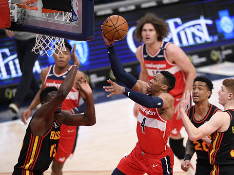 Le dixième succès pour les Hawks
