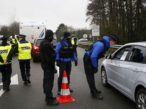Nouvelles restrictions pour les voyageurs de pays tiers