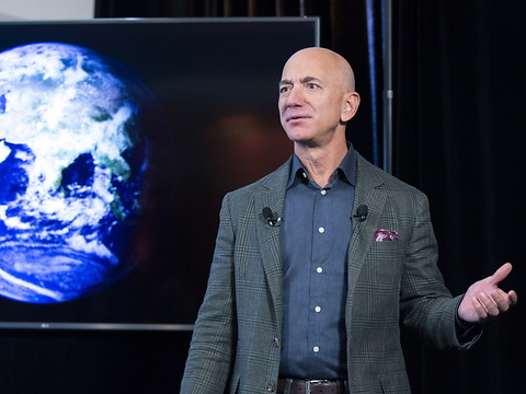 Amazon: Jeff Bezos cède son rôle de directeur général