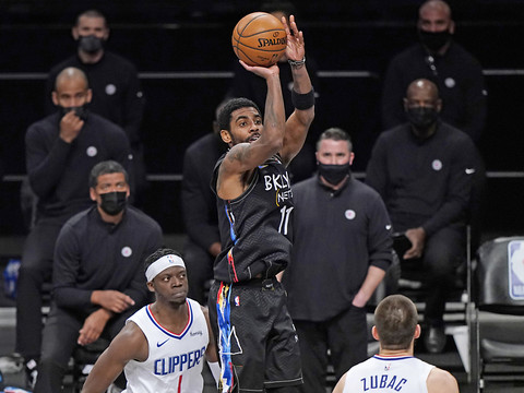 Les Nets coiffent les Clippers