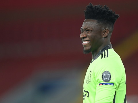 Le gardien de l'Ajax Onana suspendu un an