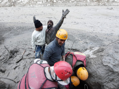 Rupture de glacier en Inde: au moins 14 morts et 170 disparus