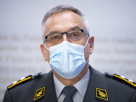 La Pharmacie de l'armée reconnaît avoir été dépassée au début