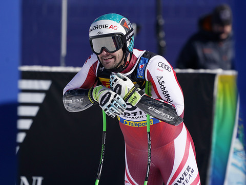 Kriechmayr sacré en super-G, les Suisses largués