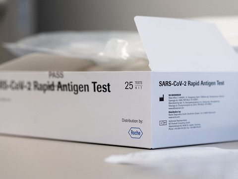Roche poursuit l'évaluation de l'Actemra contre la Covid-19