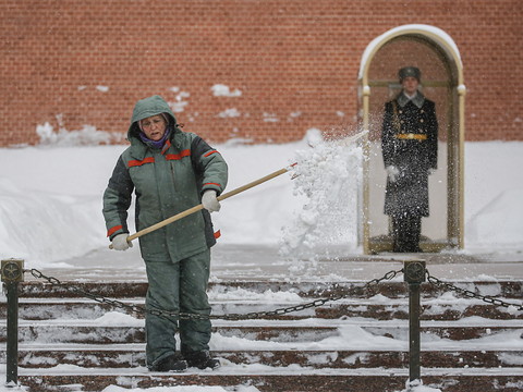 Moscou touchée par des chutes de neige exceptionnelles
