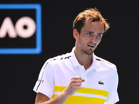 Medvedev lâche deux sets face à Krajinovic