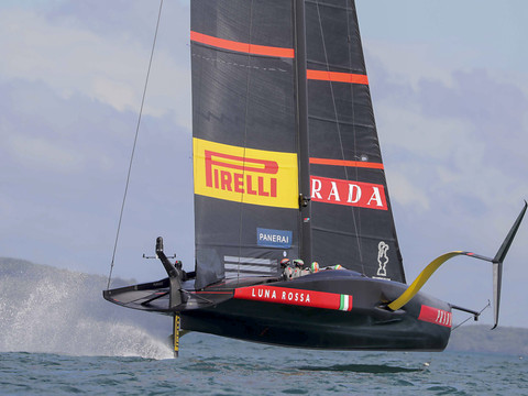 Luna Rossa mène 2-0 devant Ineos