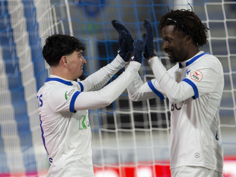 Lausanne chasse ses doutes en maîtrisant le derby