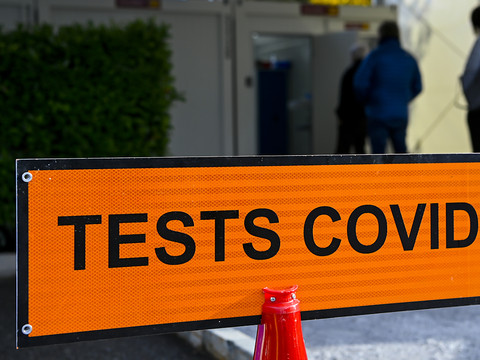 La Suisse compte 1075 nouveaux cas de coronavirus en 24 heures