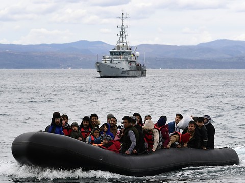 Des ONG demandent le départ de Frontex de la mer Egée