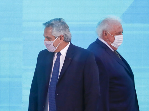 Argentine: démission du ministre de la santé qui vaccinait ses amis