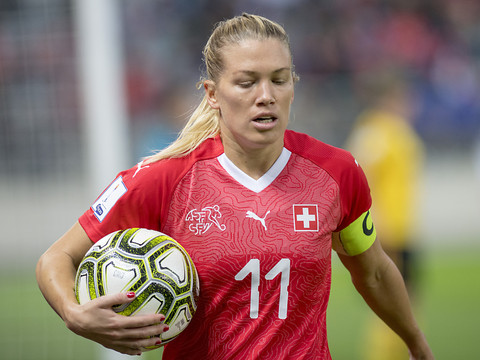 Lara Dickenmann arrêtera en été