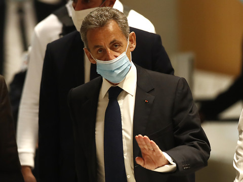 Nicolas Sarkozy condamné pour corruption et trafic d'influence
