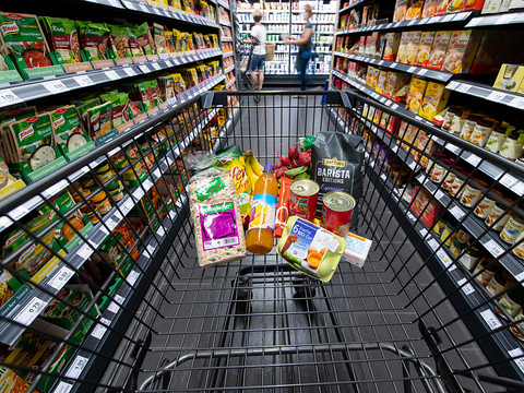 La fin des soldes alimente un timide renchérissement en février