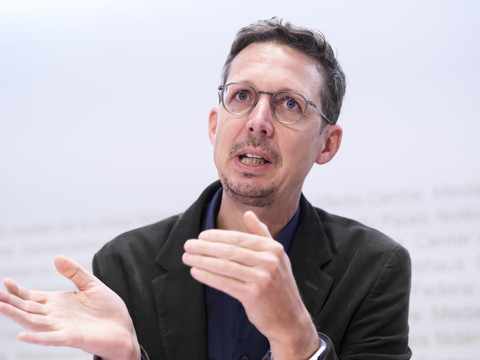 La population soutient les mesures du Conseil fédéral