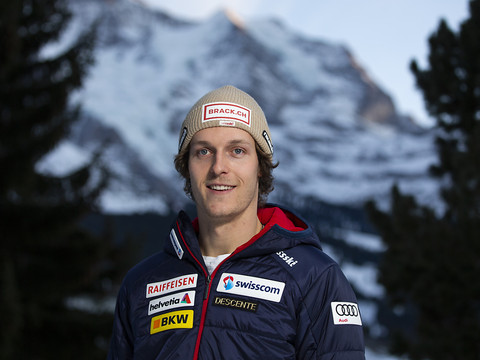 Ralph Weber et Beat Feuz les meilleurs Suisses à l'entraînement