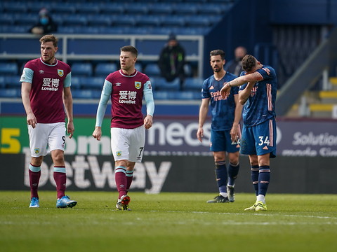 Arsenal et Xhaka se sabordent face à Burnley