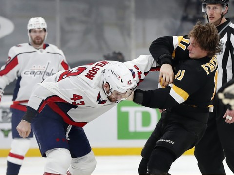Sept matches de suspension contre Tom Wilson