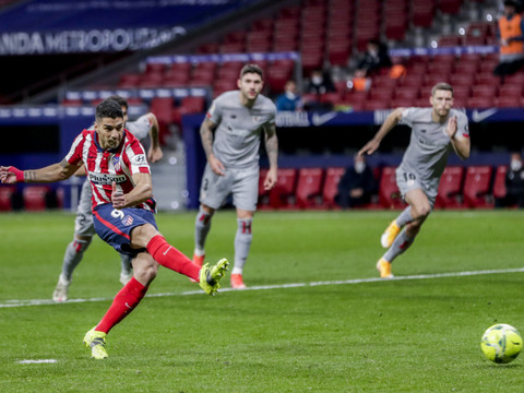 Suarez arrache les 3 points et l'Atlético s'offre un bol d'air