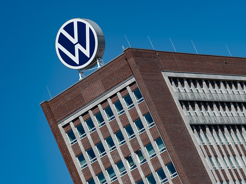 Le constructeur Volkswagen annonce un plan de suppressions d'emploi