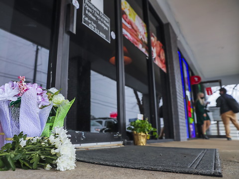 Le tireur d'Atlanta inculpé pour meurtres, nie tout motif raciste