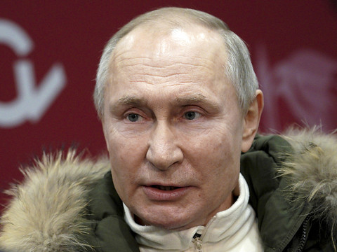 Poutine se moque de Biden, promet de défendre les intérêts russes