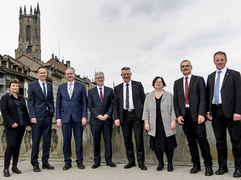 Régime de rentes à vie aboli pour les conseillers d'Etat à Fribourg