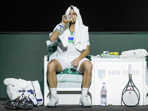 Wawrinka opéré au pied gauche