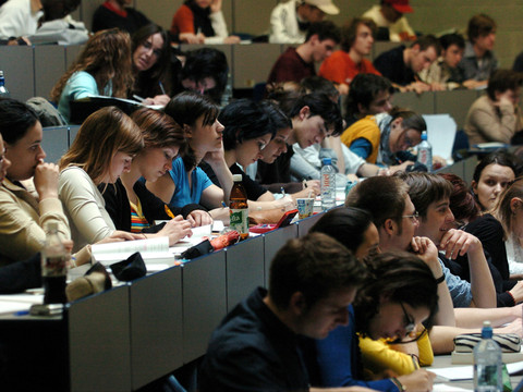 Nombre d'étudiants en hausse de 5% dans les universités suisses