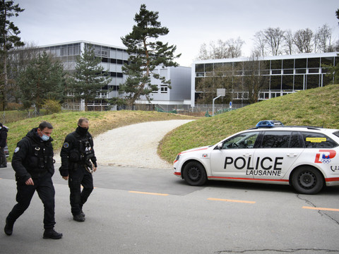 Fausses alertes à la bombe sur Vaud: quatre suspects, tous majeurs, identifiés et placés en détention