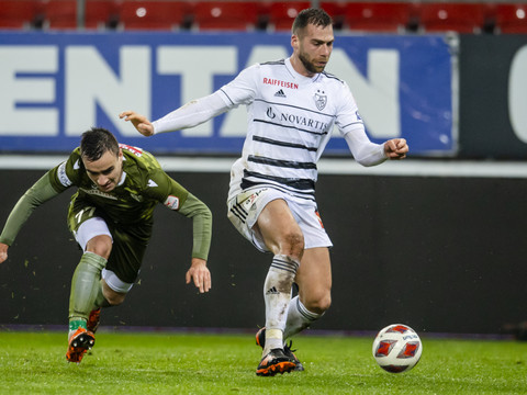Bâle: Kasami positif au Covid-19