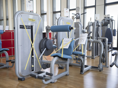 Les fitness déposent une plainte contre la Confédération