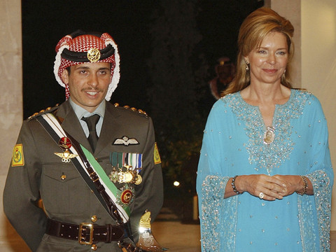 Le prince Hamza promet de 