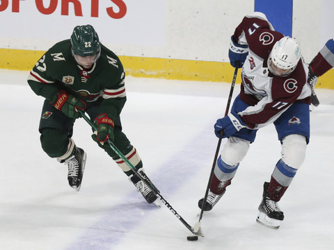 Fiala réussit 4 points face à l'Avalanche
