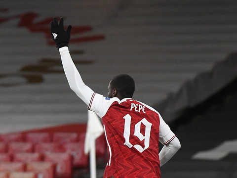 L'AS Rome, Manchester United et Villarreal prennent une option