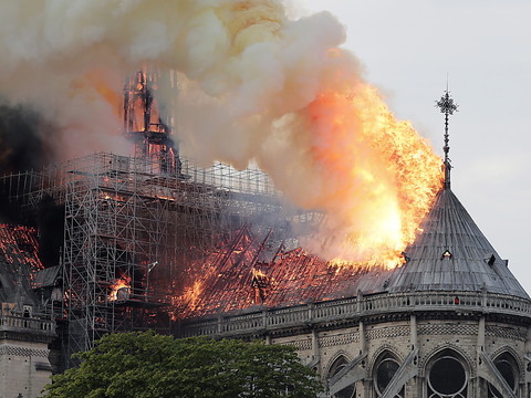 La reconstruction de Notre-Dame de Paris pourra commencer en 2022