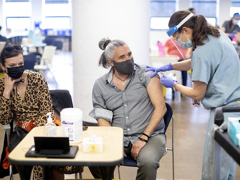 Vaccin Pfizer moins efficace contre le variant sud-africain