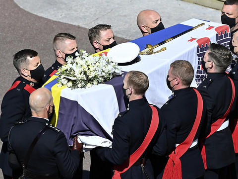Les adieux de la reine et son royaume au prince Philip