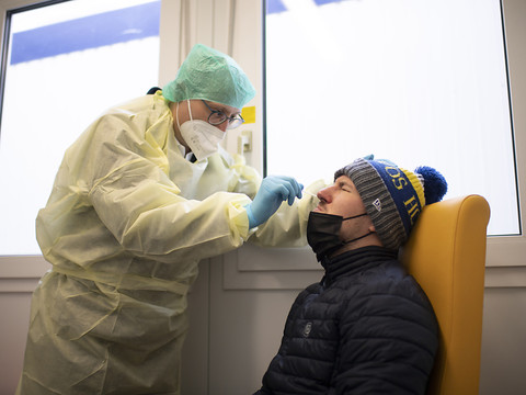 La Suisse compte 2686 nouveaux cas de coronavirus en 24 heures